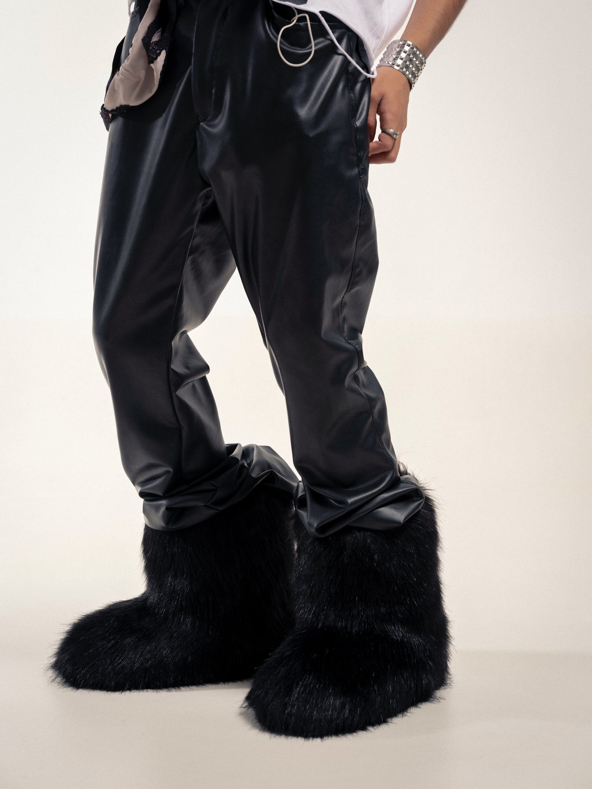 FURRY MINI BOOTS